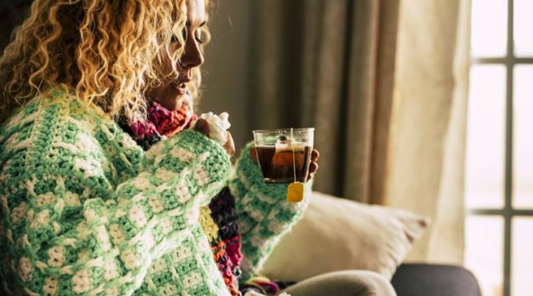 Kvinde Sweater Te Istock