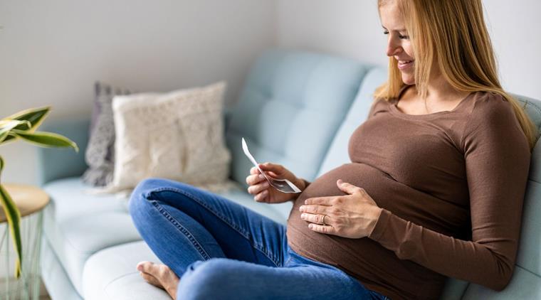 Gravid Sofa Scanningsfoto Istock