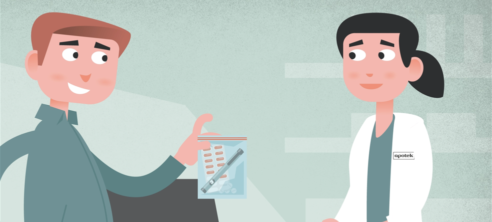 Mand afleverer pose med medicinaffald på apoteket